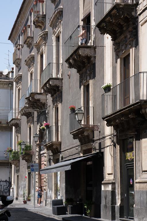 B&B Palazzo Tornabene Catania Bagian luar foto